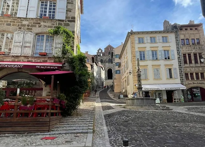 Appartement Secteur Centre Historique T3 - 2 Le Puy-en-Velay